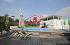 Casă de vacanță ideală pentru pensiune, regim hotelier  zona Parches! - 2