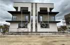 Casa tip duplex in Selimbar, 4 camere, terasa mare, teren 214 mp - 1