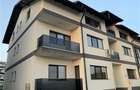 Apartament de vanzare - La Stejari - 3