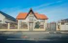 Casă 5 camere cu garaj, 230 mp utili, teren 503 mp, Nufărul, Oradea - 1