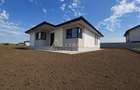 Casa parter- 4 camere- 600m de autobuz- 2km de metrou-pod-beci - 1