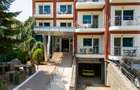 Hotel in Eforie Nord cu 43 de Camere - Investitie Premium la 5 Minute de Plaja - 52