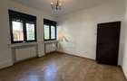 Apartament de inchiriat cu 3 camere  Batistei - spatiu comercial, birouri - 3
