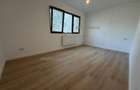 Metrou Titan renovat complet 3 camere - 4