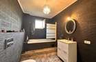 Proprietate unica Palazu Mare - 2 case , teren generos - 4