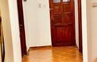 Proprietar, apartament in vila, centrala proprie, Vatra Luminoasa - 8