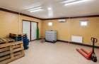 Proprietate industrială comercială de vânzare   11.574 mp teren, acces TIR-A7 - 11