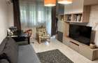 Apartament 3 camere de vânzare  Piata Gorjului-centrala proprie - 1