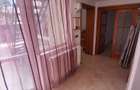 Zona Trocadero , imobil 90 mp., IDEAL BIROURI, curte - 8