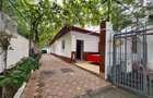 Casă individuală de vânzare –5 camere Zona Chibrit –1 Mai Sector 1 - 2