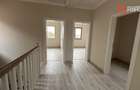 Duplex cu 5 camere despartit prin garaj, zona Giroc  - 26