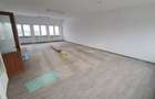 Spatii birouri,recent renovate si mobilate - 10