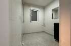 Spatiu comercial stradal, vad pietonal, parcare libera - 14