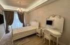 Centru - Palas , apartament 3 camere , 85 mp, 2 bai , loc de parcare !