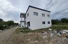 Vile noi in Vernesti/BZ ~ acces facil DN10 ~ 225mp utili ~ teren 615mp - 4