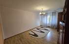 Apartament decomandat, trei camere, et.3/4, Rovine-Posta