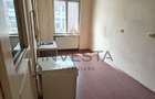 Apartament cu 2 camere cu terasa de 17 mp, tavan inalt, zona Centrala!