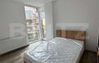 Apartament 3 camere, 2 bai, parcare, zona Teilor