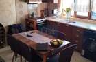 Casa Strejnicu: 150m², 3 dormitoare, 2 băi, 2 garaje
 - 6