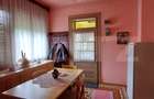 Casa renovabila cu 2 spatii comerciale, 416.6 mp, teren de 781 mp, zona Micro I - 13