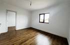 Duplex despărțit prin garaj, cu 5 camere - Zona Centrala - Dumbravita - 8