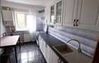 Apartament 2 camere etaj 2 , scoala 2 - 3