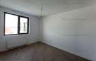 Pret redus ! 3 camere Tip B2 , etaj 3 ,  pret negociabil - 6