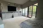 Corbeanca, vila pe colt, 9 camere, sauna - 15