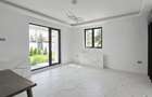 Casa superba teren 1000 mp, lift, 2 dormitoare parter, spatii ample, intimitate - 24