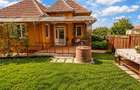 Casa cu farmec autentic, anexe, 1.100 mp teren roditor, Saulia, Mures - 1