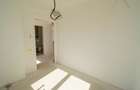 Vila alipita,finalizata, impecabil executata, teren 350mp, preechipare AC - 4