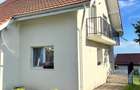 Casa cu 4 camere si garaj - 1