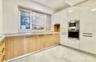 SUPERB/PRIMA INCHIRIERE/COMPLEX SECURIZAT - 1