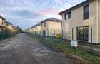 Casa individuala 4 camere cu teren 454 mp cartier privat Crevedia - 1