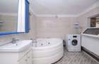 Casa zona Lidl Bratianu - 13