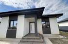 Casa de vanzare - 137 mp - Golesti - 1