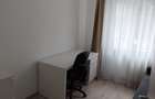 Dau în chirie apartament cu 3 camere  - 4