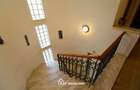 Unirii - Casa Zona Romcab -  400mp - 1259 mp teren - Garaj dublu - piscina - 21