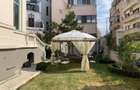 Vila istorica de vanzare in zona *Unirii* | 21 camere | curte, garaj - 56
