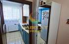 Calea Calarasi 3 camere semidecomandat 59 mp gata de mutare
