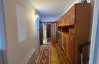 Apartament cu 2 camere de vanzare, zona scoala 7 - 8