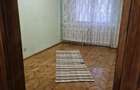 Apartament 3 camere, decomandat - 2