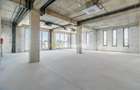Spatiu comercial de la 14 euro de inchiriat Amber Forest Plaza