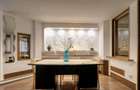 De închiriat: apartament în vilă, 200mp utili - 1