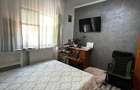 Vila P-ta Unirii cu 4 camere,curte,subsol,Centru civic,parcare,ultracentral. - 10