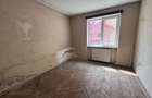 Apartament 3 camere de vânzare – zona centrală/parter - 2