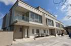 Casă contemporană între natură și oraș – Chitila - 3