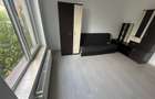 Apartament cu 3 camere, 58 mp, balcon, zona Florilor - 2