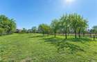 Clasa A, rezidential/ servicii/ investitional, 2.240 mp teren,Central,Halchiu,Br - 9