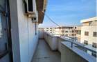 Apartament 3 camere- 99 mp - centrala proprie- Sector 6 - 8